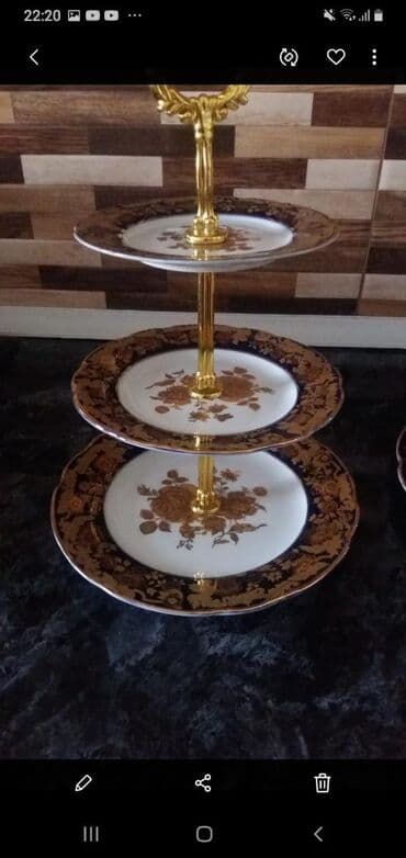 Tata: Tort və şiriniyyat qabı — 2