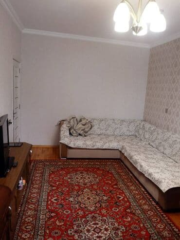 9 ci mikrorayon satilan evler: Bakı, 2 otaqlı, Köhnə tikili, m. Həzi Aslanov, 60 kv. m — 2