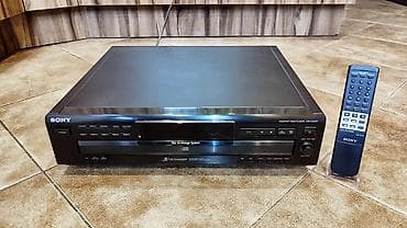 Musiqi mərkəzləri: Sony firması 5-disk oxudan pleer. Əyla kosmetik vəziyyətdə Əyla — 1
