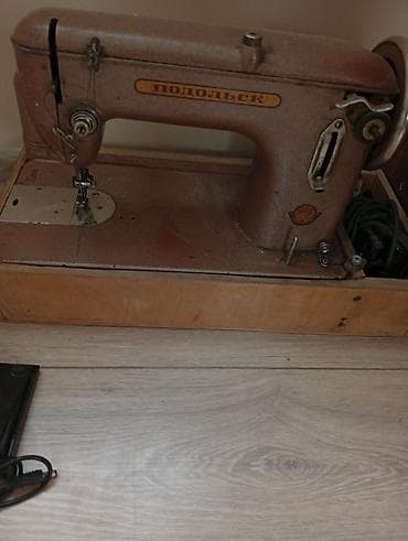 et masini: Podolsk tikiş maşını – mexaniki, elektrik pedalı ilə - Marka/model — 4