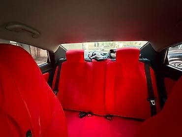 klas 6: Hyundai Accent: 1.6 l | 2012 il Sedan — 5