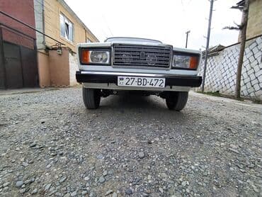 турбо.аз все об автомобилях в азербайджане: Bu, dörd qapılı, ağ rəngli VAZ-2107 sedan avtomobilidir. Avtomobilin — 14