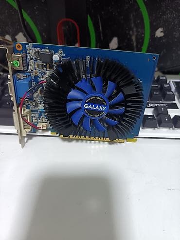 Hdmi girişi var. Nvidia Gigabayte GT 630 2gb 128bit. ideal vəziyyətdə