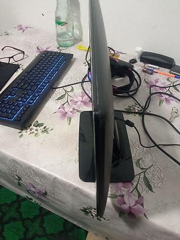 qara pp: HP 2011x LED monitor - Ekran ölçüsü: 20 düym (16:9) - Panel — 3