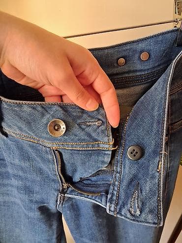 •G-star raw bootcut jeans(92% cotton, 7% polyester, 1% elastane) Size — 9