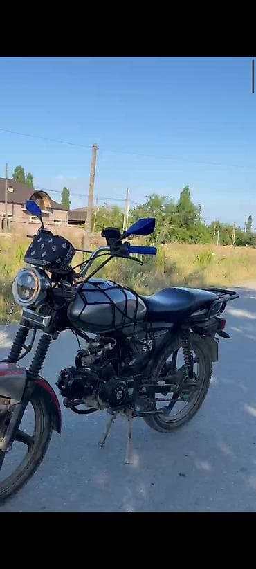 opel astra 2012 model: Moto M50 benzinli moped/motordan ibarət kompakta yaxın şəhər — 4