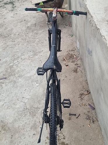 Şəhər velosipedləri: 26 ölçüsü. arxa ve qabağ skors sabitdir. alıcıya yeni tormuz ve roto — 5