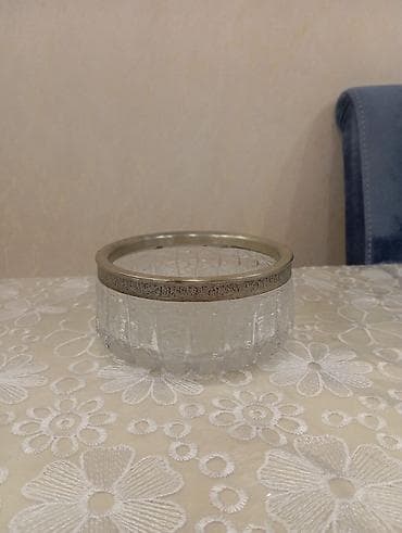 3 qız sekilleri profil üçün: 3 ədəd xrustal kanfet qabı — 2