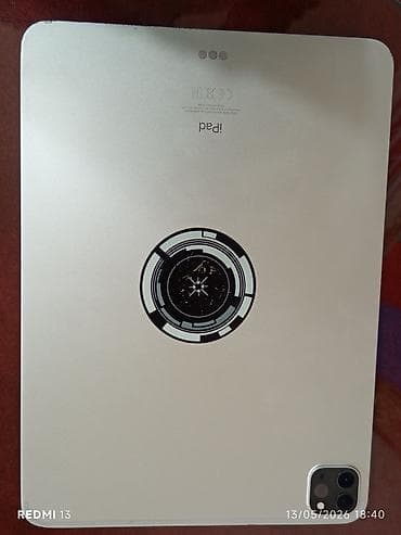 ipad tablet: Apple iPad Pro, 11", 128 GB — 2