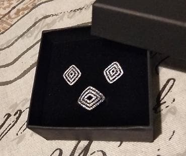 Yeni gümüş komplekt,925 prob, qaşlar sirkon