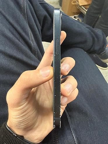 aple 8: IPhone 13, 128 GB, Göy, Face ID — 6