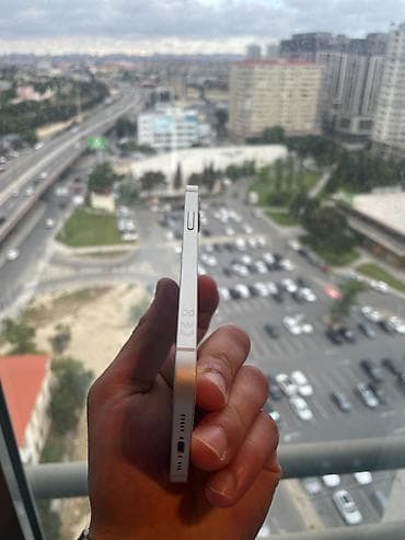 id: IPhone 12, 64 GB, White Titanium, Face ID — 4