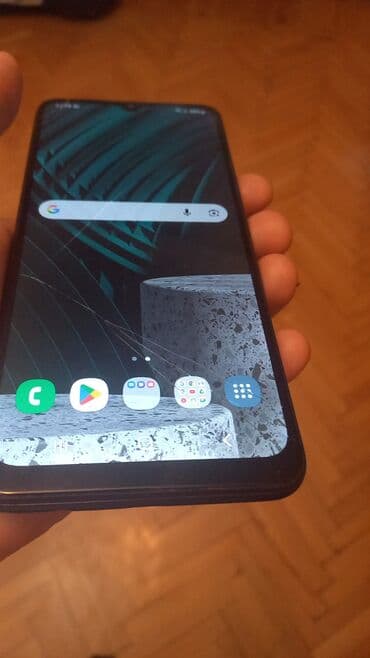 audi a2 1.2 tdi: Samsung A12 ekranın küncündə üst şüşədə çat var ona göre 61azn — 3