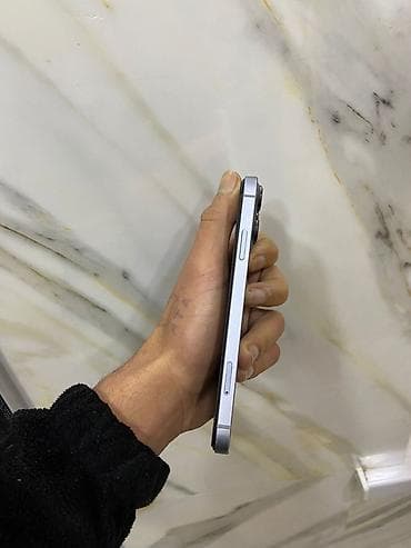 appl: IPhone Xr — 2