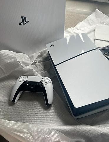 plesteysin: PlayStation 5 (DualSense pulti ilə) Xüsusiyyətlər: - Ağ/qaranlıq iki — 1