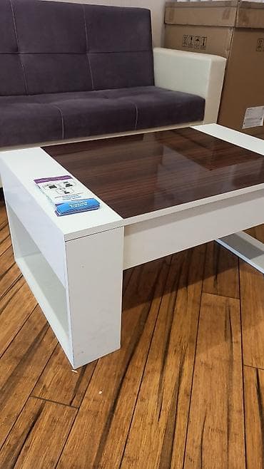 komputer stolustu: Kvadrat masa, Açılmayan, Təkərsiz, Parlaq laminat, Zəmanətsiz — 1