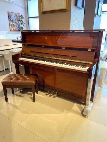 Royal music yeni bir markanin distributorlugunu aldi