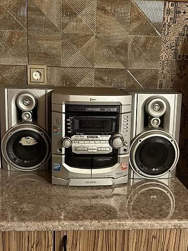 Digər auditexnika: LG mini audio sistemi – kompakt ev musiqi mərkəzi Xüsusiyyətlər: - 2 — 1