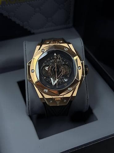 Hublot Big Bang Sang Bleu II – Limited Edition - Korpus: səthləri