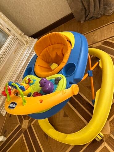 Yerimək üçün arabalar, çəliklər, əsalar, rollatorlar: Chicco uşaq yürütməcə - Rənglər: sarı, mavi, narıncı və yaşıl – — 1