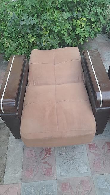 Divan və kreslo dəstləri: İşlənmiş, Mini-divan, 2 kreslo, Bazalı, Açılan — 2