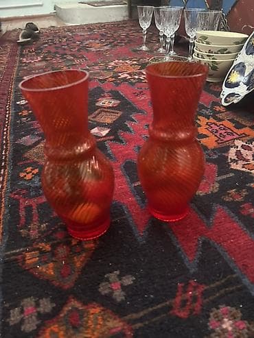 ev gulleri: Vaza dəsti — 1