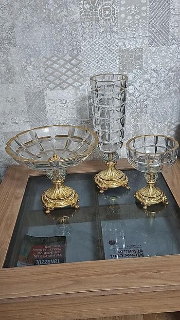 Vazalar: Vaza dəsti, Xrustal — 2