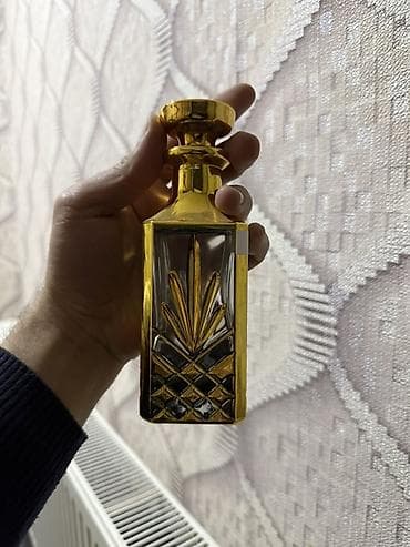 islenmis taxtlar: Kufsinler bir ay islenib biri 4,50 den satilir 50 eded var Qızılı — 2