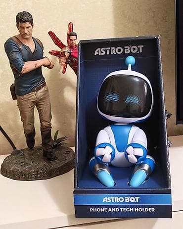 playstatio: ASTRO BOT “Phone and Tech Holder” – çoxfunksiyalı dekorativ stend - — 1
