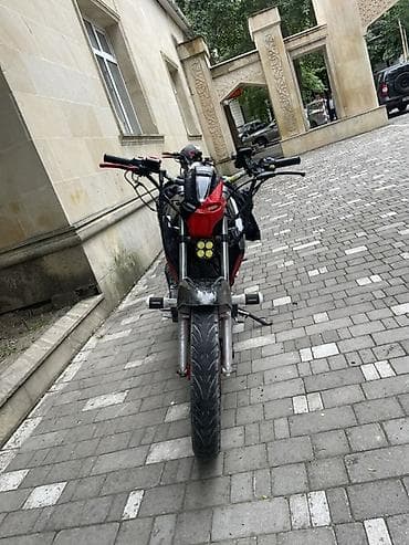 Nəqliyyat: Moto təzə kraskadan çxb hər şeyi idyaldı bğna kimi var,barter var — 2