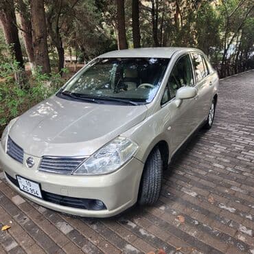 kvadrasikl satılır: Nissan Tiida sedan – gümüşü rəng Texniki xüsusiyyətlər və təchizat: - — 10