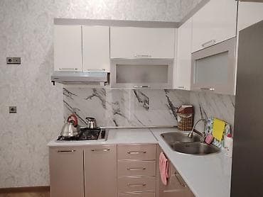 qarayev ev: Qax, İlisu agcay yolunda sakit bir məhəllədə 4otaqli tam yeni təmirli — 4