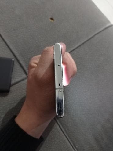 samsung not 8 ekran: Samsung Note 10, rəng - Gümüşü, Qırıq — 5