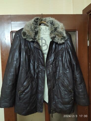 dəri jaket: Новая куртка ( натуральная кожа ягнёнка) мягкая и нежная кожа. Бренд — 2