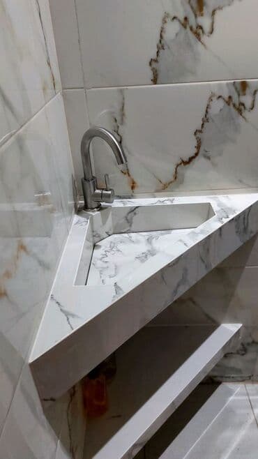 Душевые кабинки, душевые перегородки: Künc üçün kompak tualet/lavabo həlli – üçbucaq formalı künc lavabosu — 2