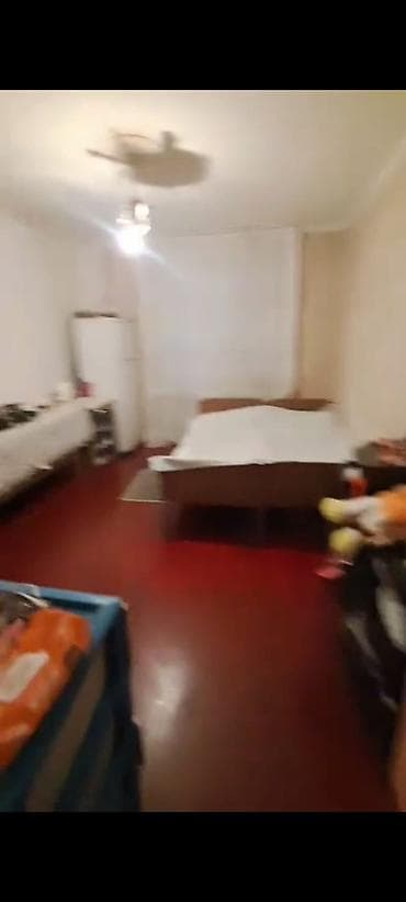 Bakixanov qes Akkordun binasi 20/3 mertebesi 1 otaq ev kiraye verilir — 3