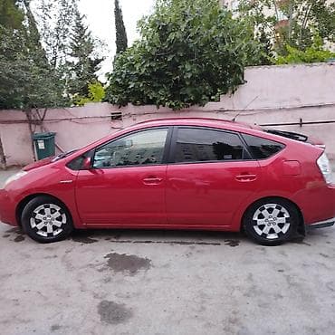 lapet satilir: Toyota Prius: 1.5 l | 2008 il Hetçbek — 2