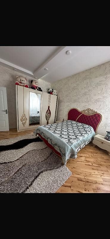 sisme yataq: Yatağ ve qonaq desti1000azn ayrılıqdada satmak olar isdeyen olsa — 2