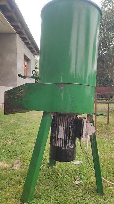 İnkubatorlar: Elektriklə işləyən yem/doğrama qarışdırıcısı (kombayn tipli) - Tətbiq — 4