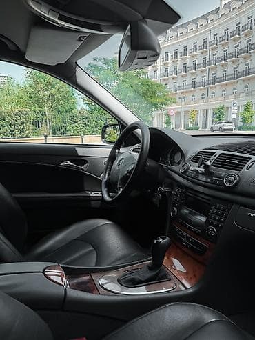 bakavin nədir: Mercedes-Benz E 270: 2.7 l | 2002 il Sedan — 7