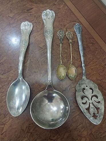 Antik üslubda gümüşü tonlarda süfrə dəsti Təsvir: - Klassik relyef lalafo.az -da Antik üslubda gümüşü tonlarda süfrə dəsti Təsvir: - Klassik relyef