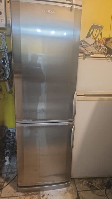 Plitələr və bişirmə panelləri: 2 qapılı Ardo Soyuducu Satılır, rəng - Gümüşü — 1