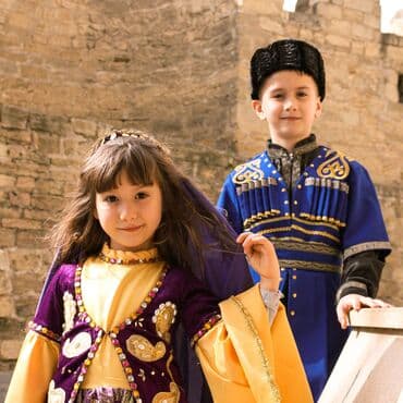 kurtka uşaq: Milli, karnaval, personaj və hərbi geyimlərin kirayəsi və satışı 10 — 5