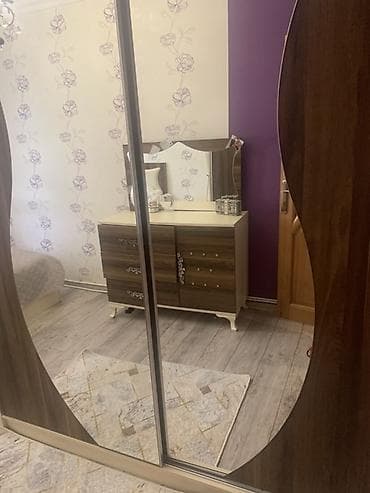 Ev üçün mebel: Yataq otağı mebel dəsti Tərkib: - Geniş şkaf-kupe: iki sürgülü — 2