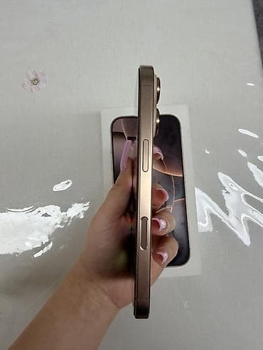 honur 90: IPhone 16 Pro, 128 GB, Desert Titanium — 2