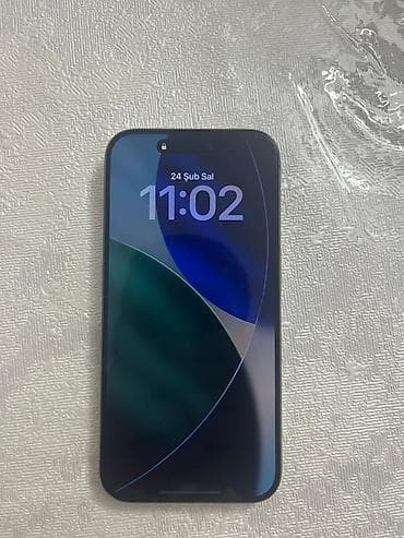 ip 9 plus: IPhone 15 Pro, 256 GB, Natural Titanium — 6