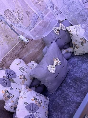 Oğlan və qız üçün, Dördbucaq, Beşik, Dəst ilə, Yellənmə mexanizmsiz