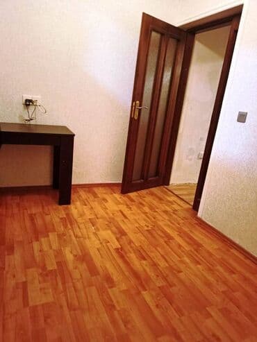 cıdır düzü: Bakı, Bakıxanov qəs., 3 otaqlı, Köhnə tikili, 57 kv. m — 5