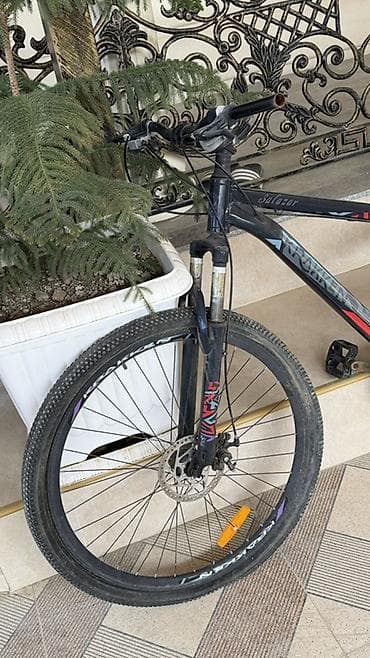 dağ velosipedləri 29: İki ədəd dağ velosipedi 300 azn deyirım real alıcıya endirim olacaq 1 — 4