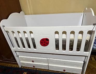 siyirmeli: Oğlan və qız üçün, Dördbucaq, Beşik, Dəstsiz, Matras ilə, Yellənmə mexanizmsiz — 1